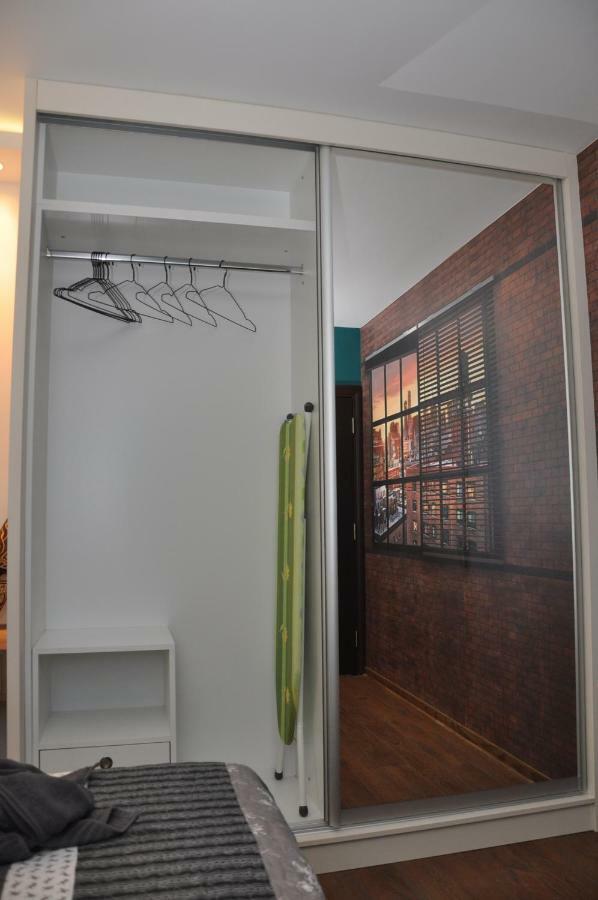 Lux Apartman Cacak Bagian luar foto