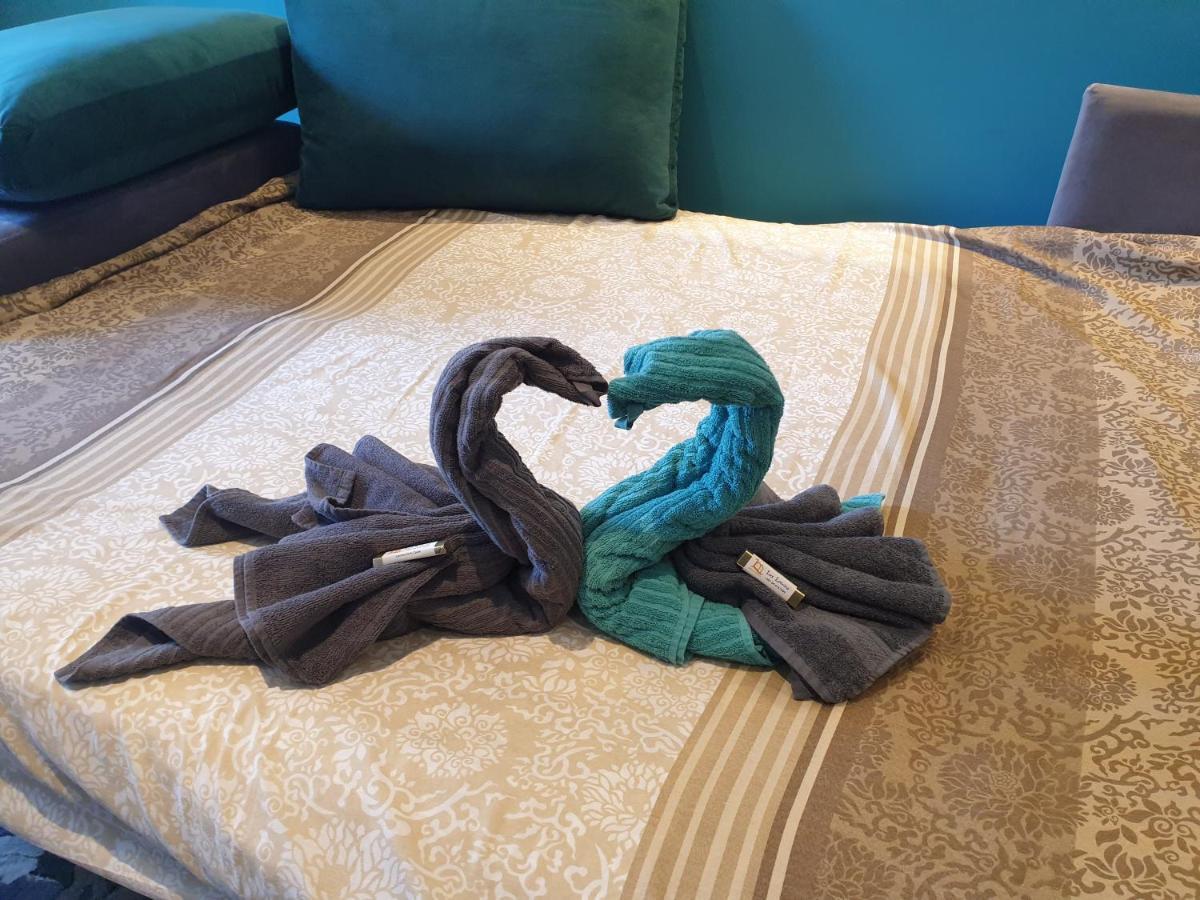 Lux Apartman Cacak Bagian luar foto